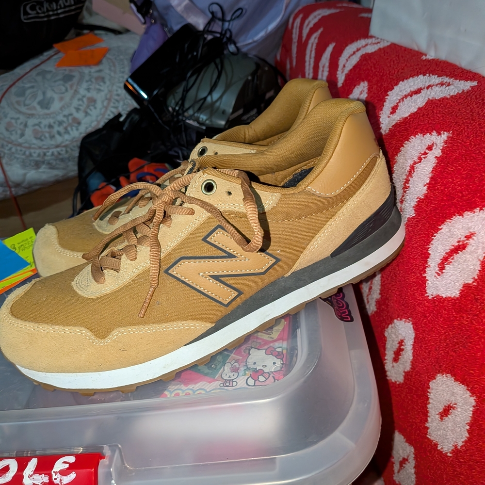 New Balance Men's Brown and Cream Sneakers